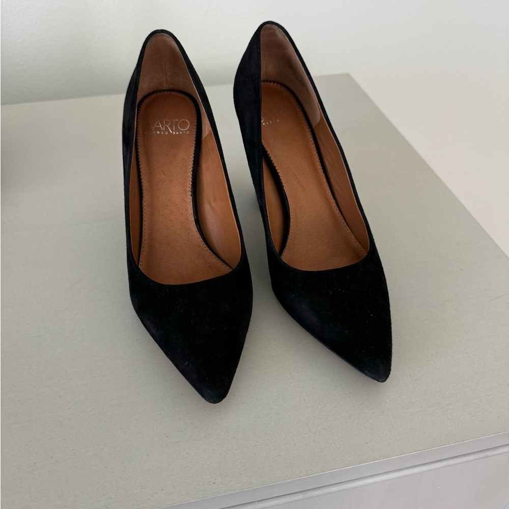 Black suede pumps